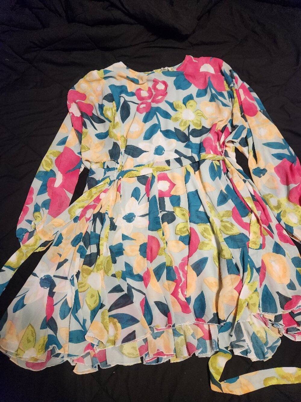 The Mint Boutique Midi Dress Size L